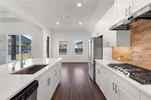 819 Great Lawn Bnd, Liberty Hill, TX 78642 - Photo 7