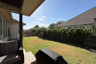 104 Canyon Lake Ln, Georgetown, TX 78628 - Photo 29