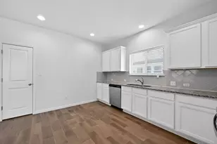 221 Arabian Colt Dr, Georgetown, TX 78626 - Photo 5