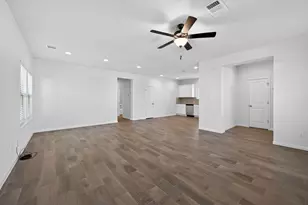 221 Arabian Colt Dr, Georgetown, TX 78626 - Photo 3