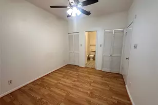 1906 Robbins Pl, Austin, TX 78705 - Photo 15