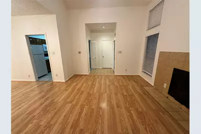 1906 Robbins Place #308, Austin, TX 78705 - Photo 9