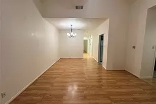 1906 Robbins Pl, Austin, TX 78705 - Photo 5