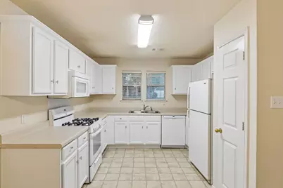 1808 Lost Maples Loop, Cedar Park, TX 78613 - Photo 5