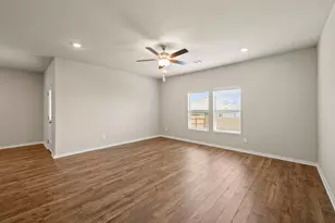 172 Wind Hl, Jarrell, TX 76537 - Photo 15