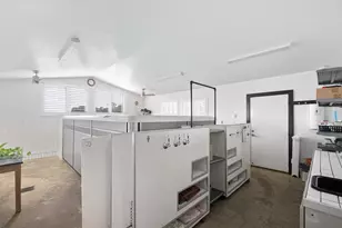 142 Zimmerhanzel Rd, Flatonia, TX 78941 - Photo 29