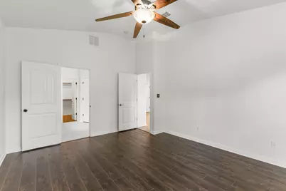 18613 Falcon Pointe Boulevard, Pflugerville, TX 78660 - Photo 11