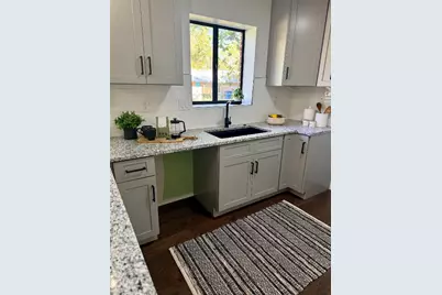 5611 Joe Sayers Avenue, Austin, TX 78756 - Photo 7