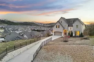 17705 Flowing Brook Dr, Austin, TX 78738 - Photo 37