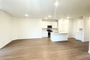 304 Joyful Ln, San Marcos, TX 78666 - Photo 3