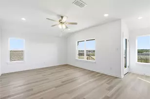 304 Joyful Ln, San Marcos, TX 78666 - Photo 7