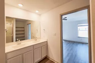 126 Fort Clark Springs Ln, Hutto, TX 78634 - Photo 13