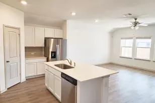 126 Fort Clark Springs Ln, Hutto, TX 78634 - Photo 3