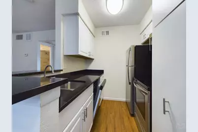 2207 Leon Street #306, Austin, TX 78705 - Photo 3