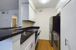 2207 Leon St, Austin, TX 78705 - Photo 3