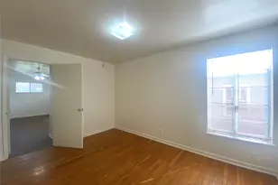 602 Hammack Dr, Austin, TX 78752 - Photo 13