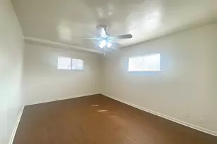 602 Hammack Dr, Austin, TX 78752 - Photo 15