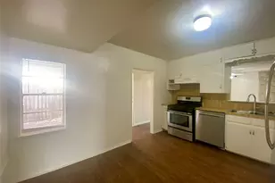 602 Hammack Dr, Austin, TX 78752 - Photo 9