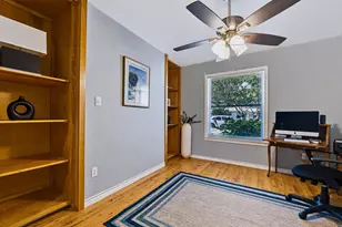 8015 Gault St, Austin, TX 78757 - Photo 15