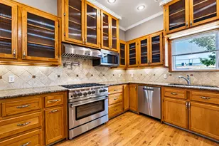 8015 Gault St, Austin, TX 78757 - Photo 9