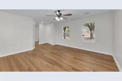 11617 Briarcreek Loop, Manor, TX 78653 - Photo 5