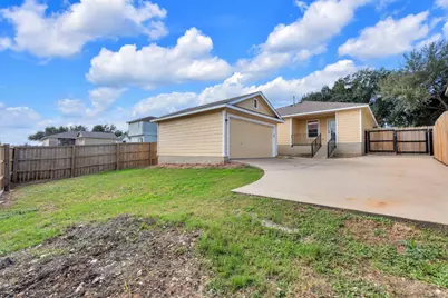 11617 Briarcreek Loop, Manor, TX 78653 - Photo 33