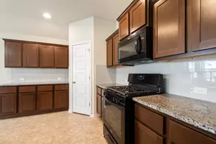 108 Sage Meadows Dr, San Marcos, TX 78666 - Photo 9