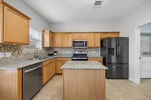 13504 Richard Nixon St, Manor, TX 78653 - Photo 9