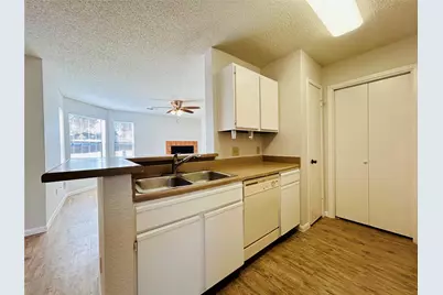 8913 Schick Road #B, Austin, TX 78729 - Photo 7