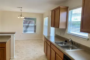 1613 Tea Leaf Dr, Pflugerville, TX 78660 - Photo 5