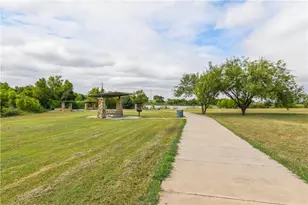 104 Finley St, Hutto, TX 78634 - Photo 33