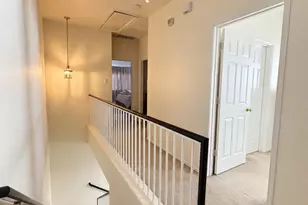 1900 Scofield Ridge Pkwy, Austin, TX 78727 - Photo 9