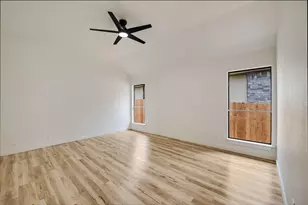 1157 Lago Vista St, San Marcos, TX 78666 - Photo 17