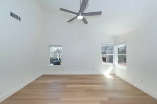 2704 Catalina Dr, Austin, TX 78741 - Photo 31