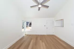 2704 Catalina Dr, Austin, TX 78741 - Photo 7