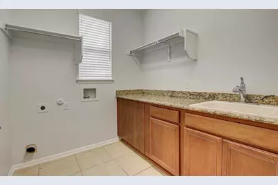 213 Mustang Island Trail, Georgetown, TX 78633 - Photo 27