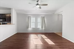 18420 Cloudmore Ln, Elgin, TX 78621 - Photo 9