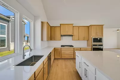 8513 Dongan Drive, Austin, TX 78744 - Photo 5