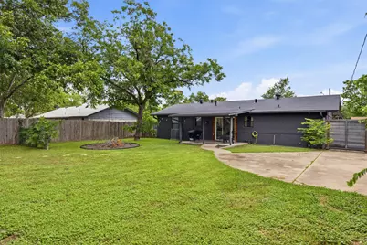 1014 S Meadows Drive, Austin, TX 78758 - Photo 23