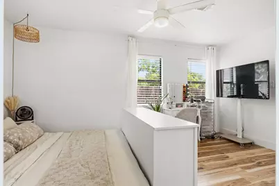 1014 S Meadows Drive, Austin, TX 78758 - Photo 17