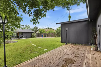 1014 S Meadows Drive, Austin, TX 78758 - Photo 25