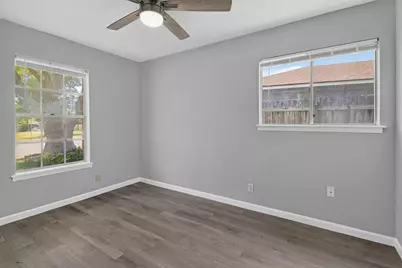 8602 Colonial Drive, Austin, TX 78758 - Photo 17