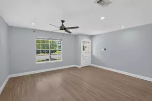 8602 Colonial Dr, Austin, TX 78758 - Photo 5