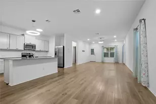 148 Rowdy Yates Wy, Jarrell, TX 76537 - Photo 7