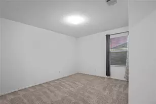 148 Rowdy Yates Wy, Jarrell, TX 76537 - Photo 31