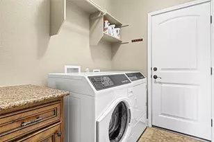 808 Horseback Hollow Dr, Austin, TX 78732 - Photo 29