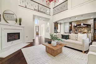 808 Horseback Hollow Dr, Austin, TX 78732 - Photo 11