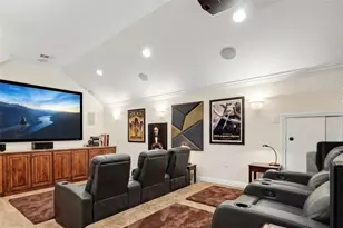 808 Horseback Hollow Dr, Austin, TX 78732 - Photo 17