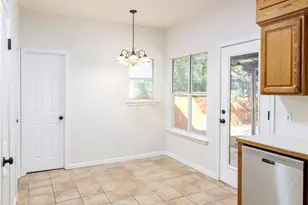 1716 Ramona Cir, San Marcos, TX 78666 - Photo 7