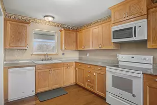 537 Mesa Dr, Del Valle, TX 78617 - Photo 11